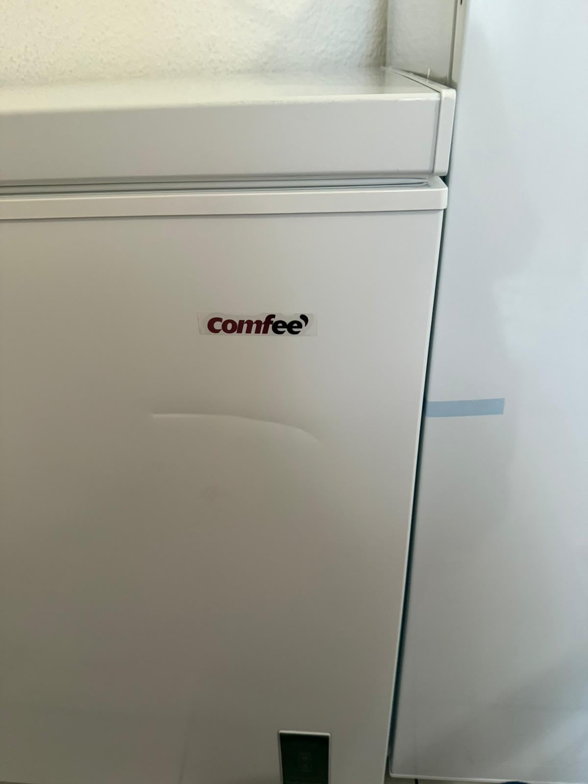Kühlt gut, Deckel hakte