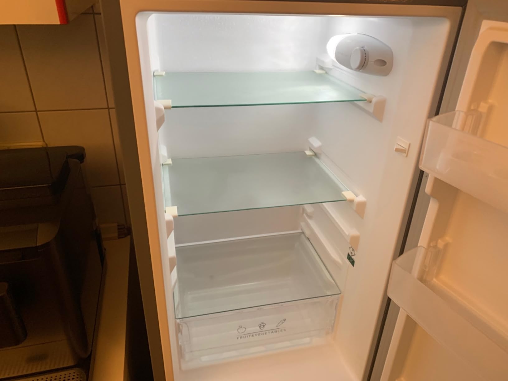 Kühlt, aber Türdichtung nervt